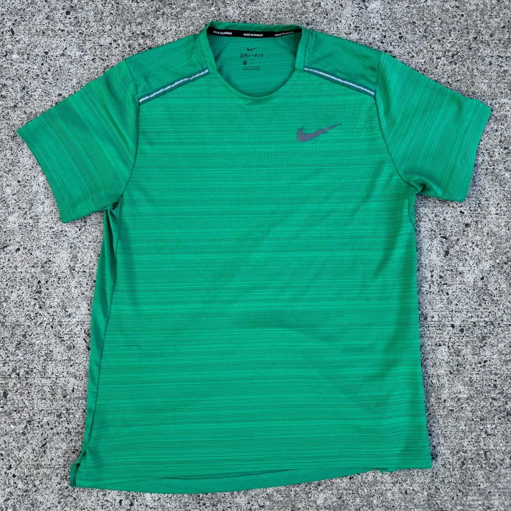Men’s Nike Dri-Fit T shirt - Size Medium